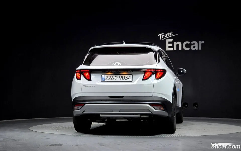 Hyundai Tucson Hybrid NX4 HEV 1.6 2WD 2025 — миниатюра 4