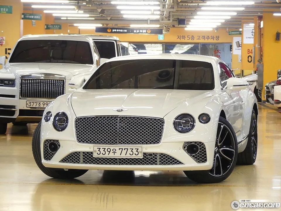Bentley Continental GT 4.0 GT 2022 — фото 1, купить с доставкой в Москву