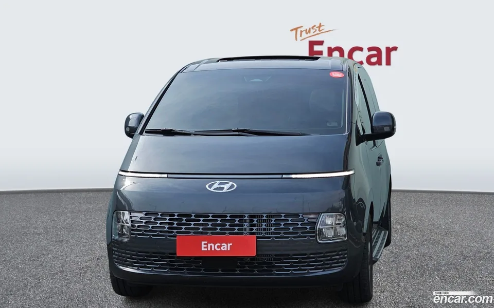 Hyundai Staria 9 2024 — миниатюра 3