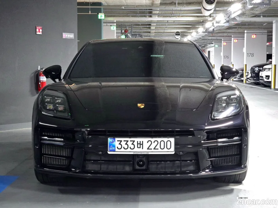 Porsche Panamera (976) 4.0 GTS 2025 — миниатюра 2