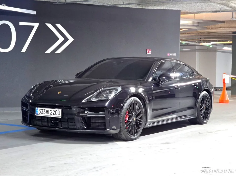 Porsche Panamera (976) 4.0 GTS 2025 — фото 1, купить с доставкой в Москву