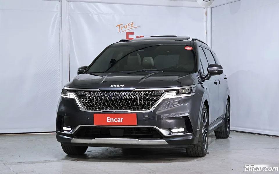 Kia Carnival 7 2023 — миниатюра 3