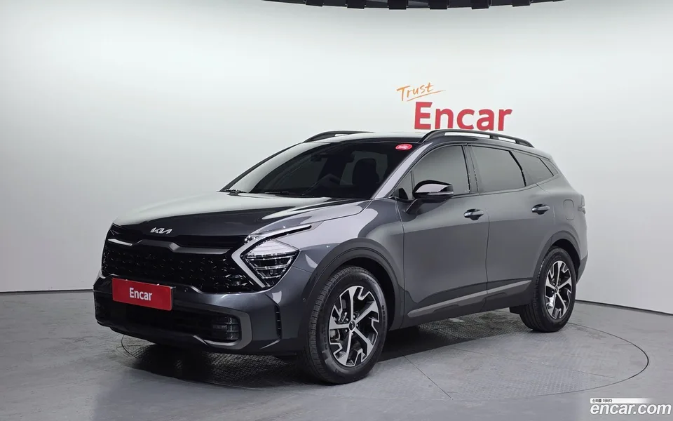 Kia Sportage Hybrid 4WD 2023 — фото 1, купить с доставкой в Москву