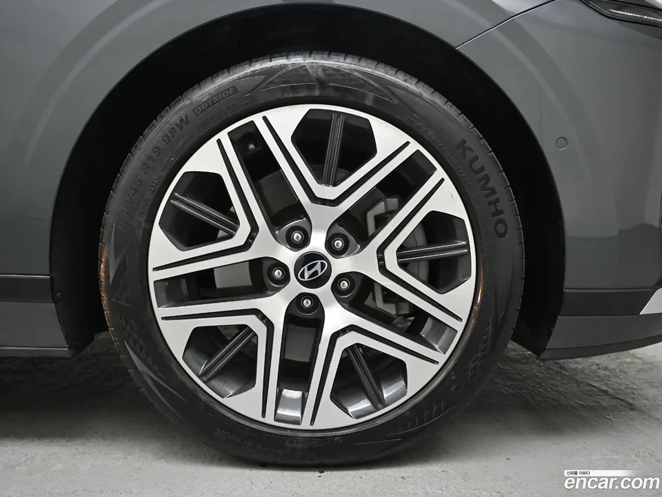 Hyundai Grandeur 3.5 4WD 2023 — миниатюра 5