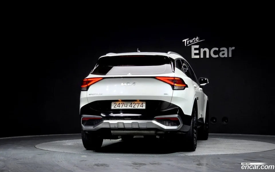 Kia Sportage Hybrid 2WD 2024 — миниатюра 4