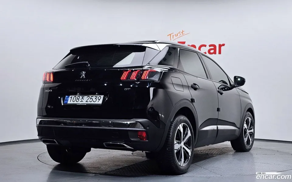 Peugeot 3008 1.2 Pure Tech GT 2022 — миниатюра 2