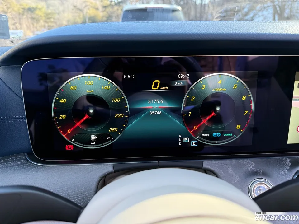 Mercedes-Benz E-Class E450 4MATIC 2023 — миниатюра 3