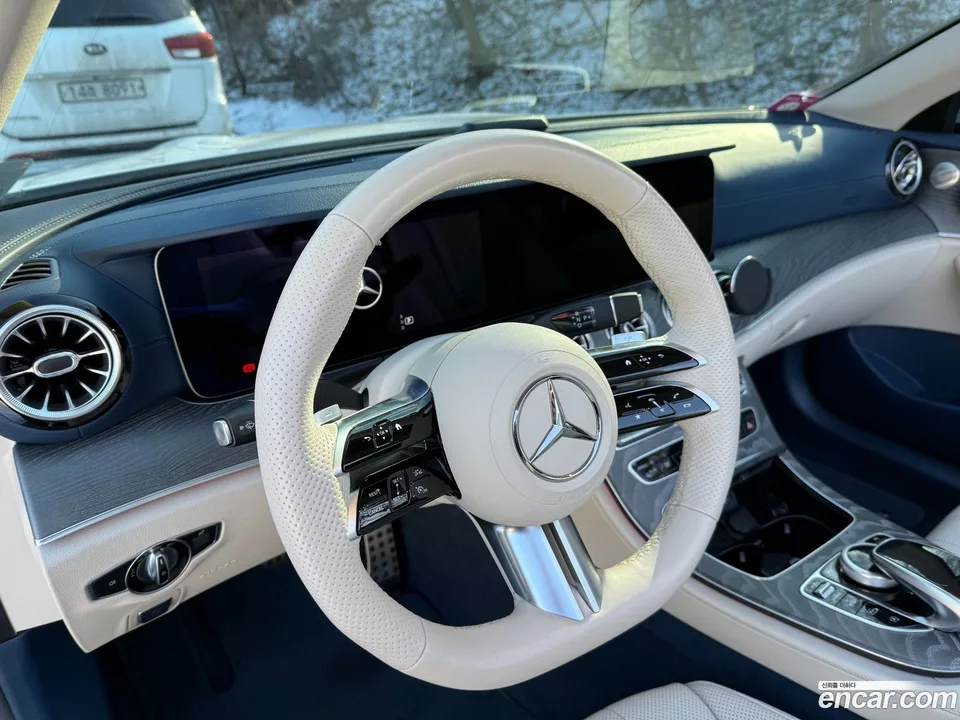 Mercedes-Benz E-Class E450 4MATIC 2023 — миниатюра 4