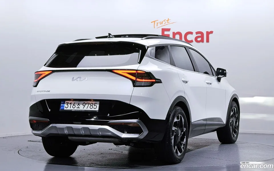 Kia Sportage 1.6 2WD 2023 — миниатюра 2