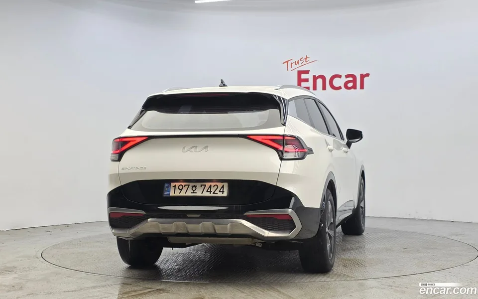 Kia Sportage 1.6 2WD 2022 — миниатюра 4