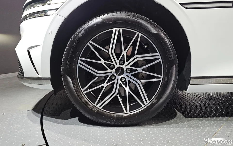 Genesis G90 3.5 AWD 2023 — миниатюра 5