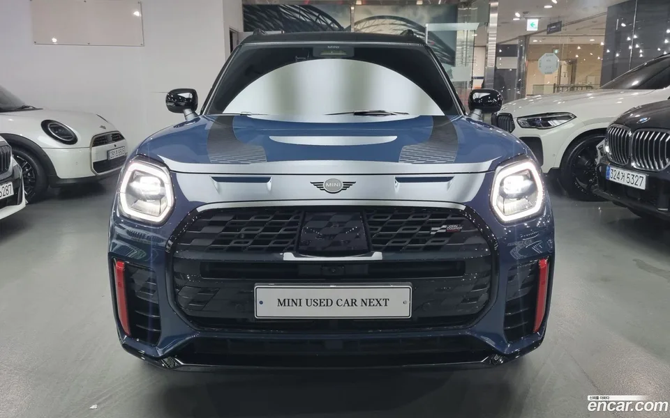 MINI Cooper S Countryman ALL4 JCW 2025 — миниатюра 2