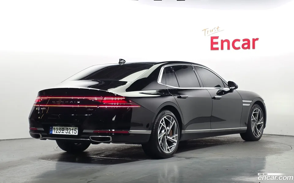 Genesis G90 3.5 e-S/C AWD 2023 — миниатюра 2