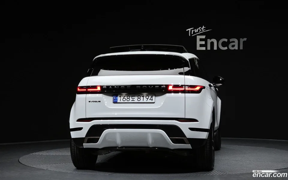 Land Rover Range Rover Evoque P250 SE 2024 — миниатюра 4