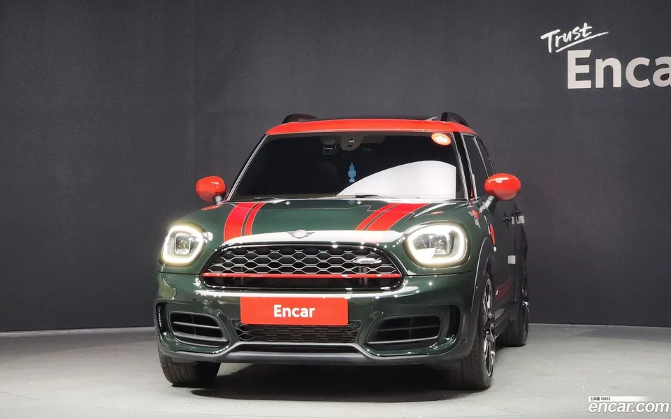 MINI Cooper S Countryman JCW 2023 — миниатюра 3