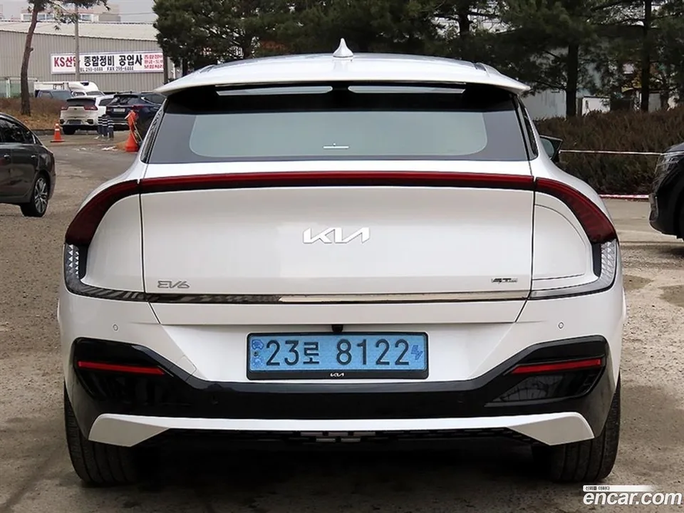 Kia EV6 4WD 2023 — миниатюра 4