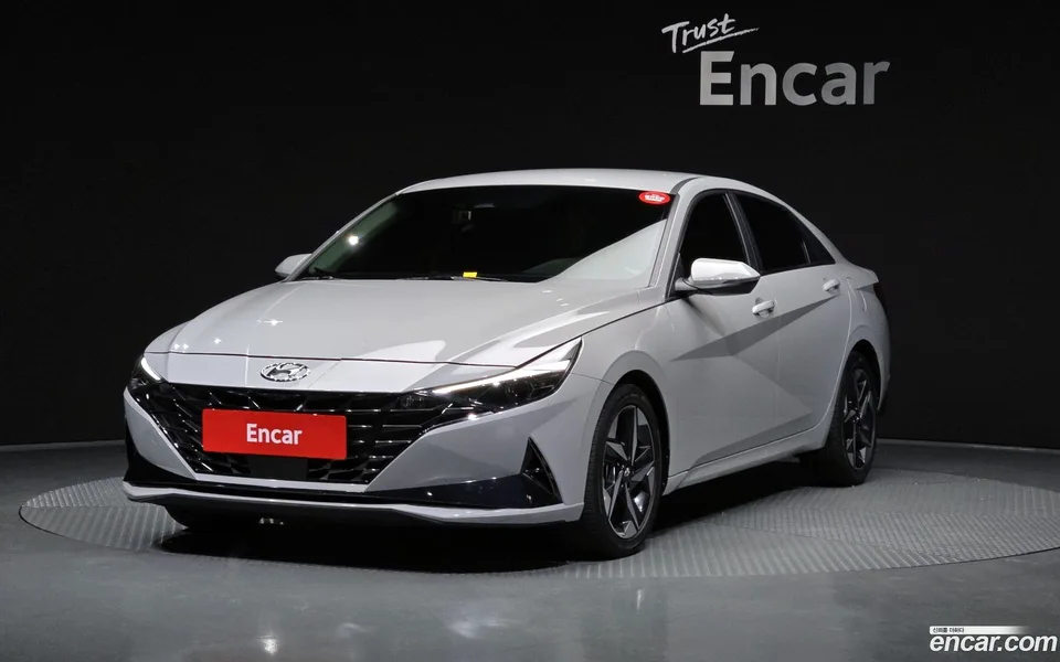 Hyundai Avante Hybrid 2023 — фото 1, купить с доставкой в Москву