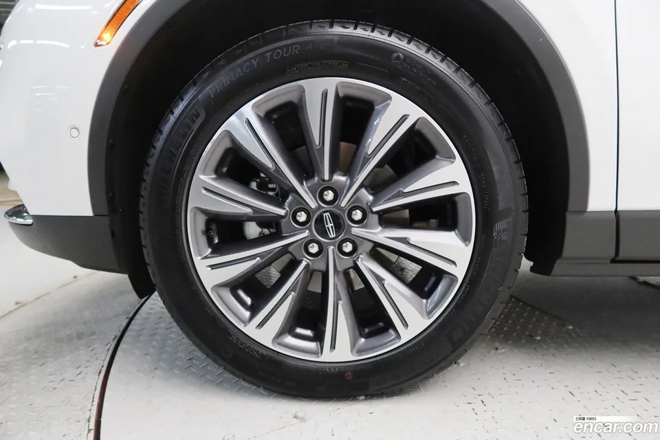 Lincoln Corsair 2.0 AWD 2022 — миниатюра 5