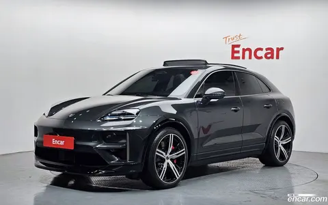 Porsche Macan Electric 2025 buy in Moscow