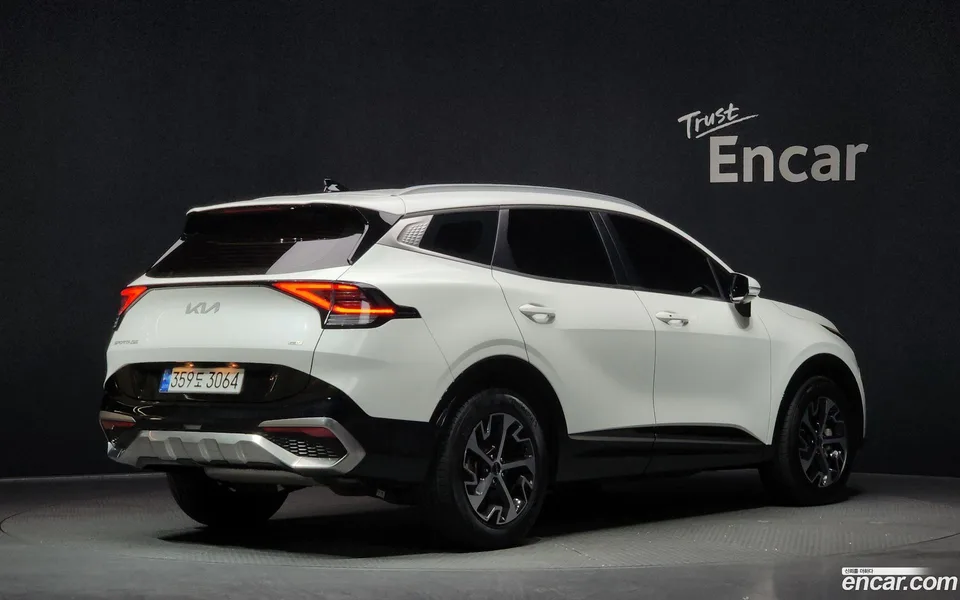 Kia Sportage Hybrid 2WD 2022 — миниатюра 2