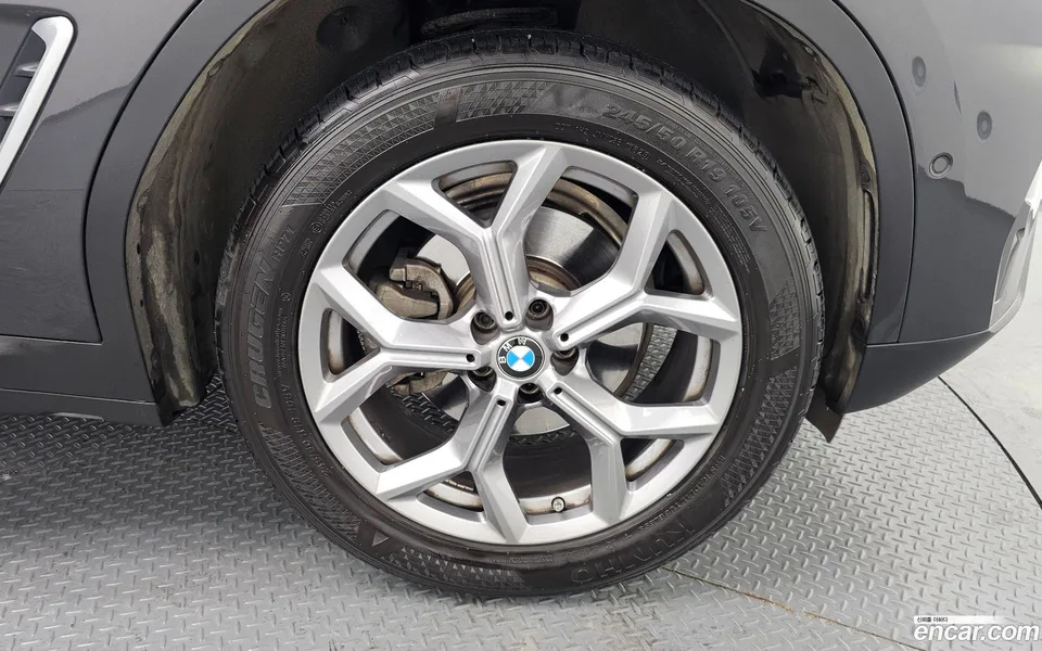 BMW X3 xDrive 20i 2023 — миниатюра 5