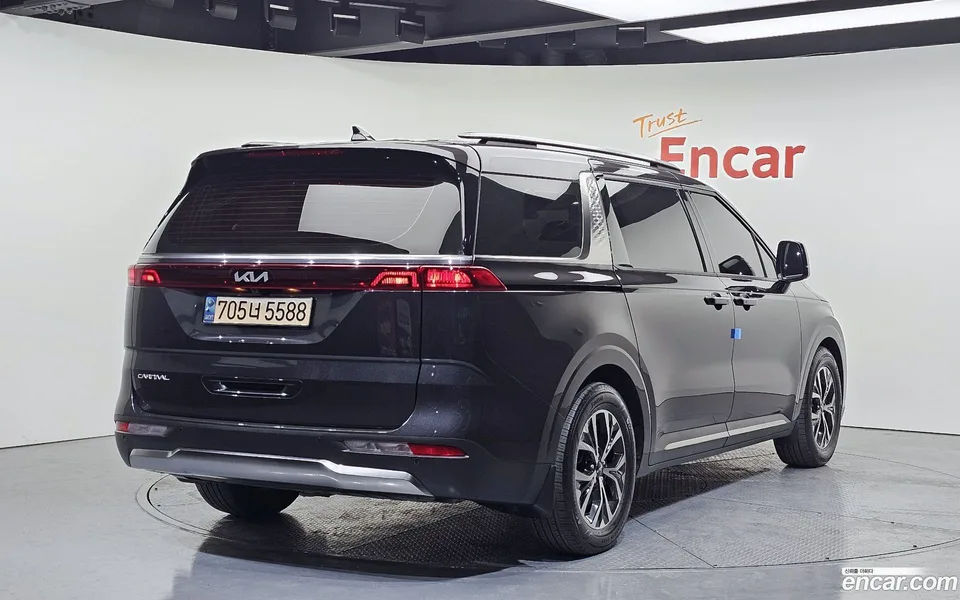 Kia Carnival 11 2023 — миниатюра 2