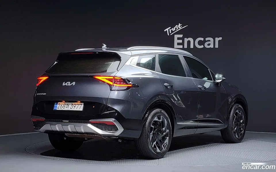 Kia Sportage 1.6 2WD 2022 — миниатюра 2
