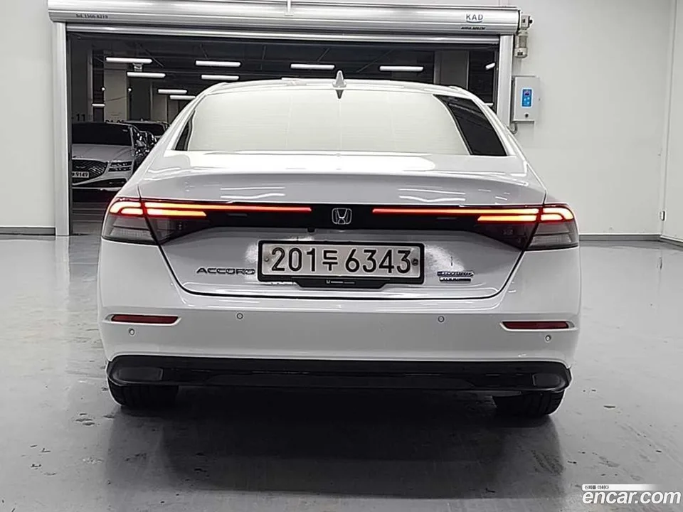 Honda Accord 2.0 2023 — миниатюра 3