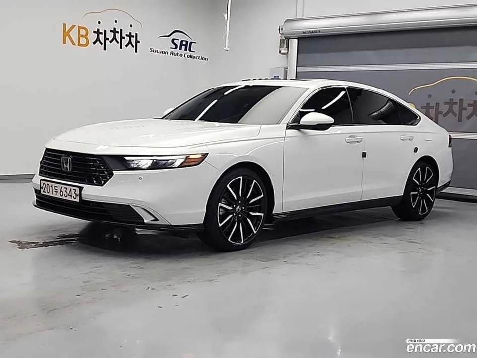 Honda Accord 2.0 2023 — фото 1, купить с доставкой в Москву