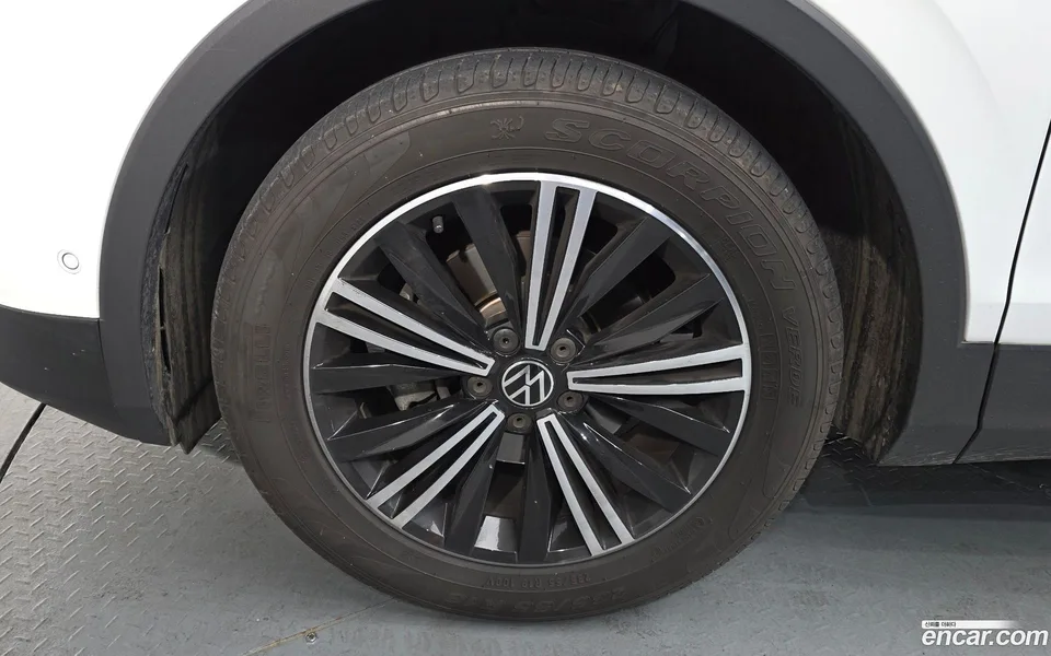 Volkswagen Tiguan 2.0 TDI 2022 — миниатюра 5