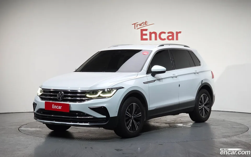 Volkswagen Tiguan 2.0 TDI 2022 — фото 1, купить с доставкой в Москву