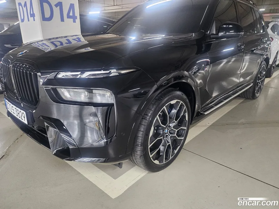 BMW X7 xDrive 40i M 7 2024 — миниатюра 5