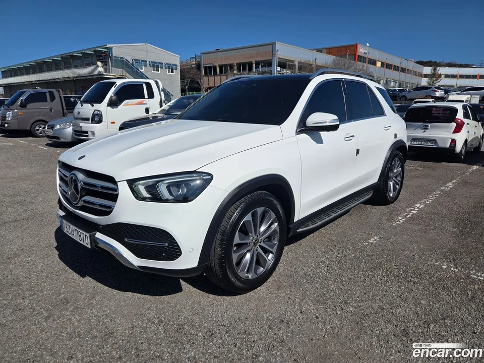 Mercedes-Benz GLE-Class GLE300d 4MATIC 2022 — миниатюра 3