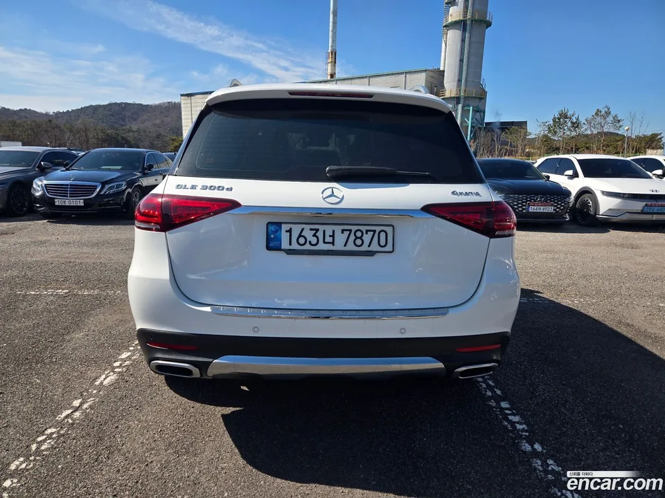 Mercedes-Benz GLE-Class GLE300d 4MATIC 2022 — миниатюра 4