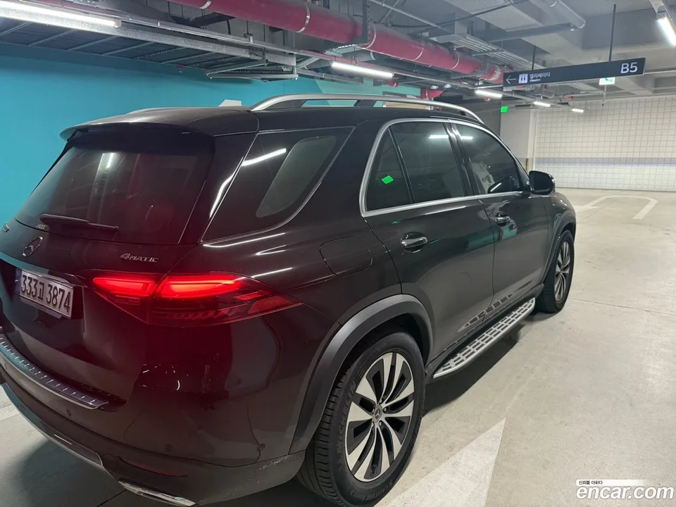 Mercedes-Benz GLE-Class GLE300d 4MATIC 2024 — миниатюра 2