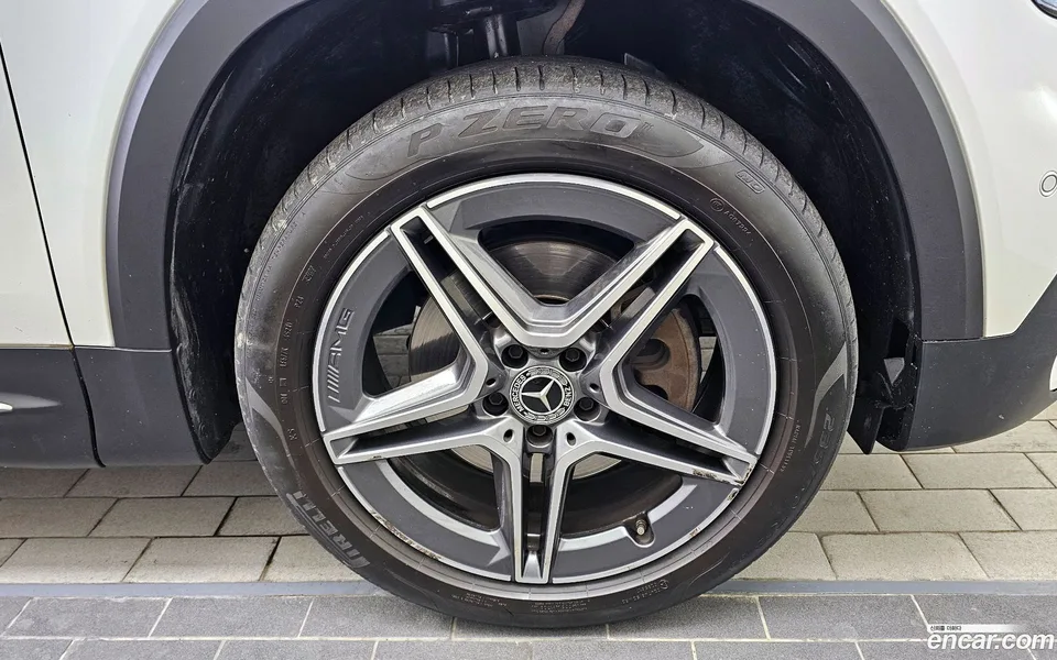 Mercedes-Benz GLB-Class GLB250 4MATIC 2022 — миниатюра 5