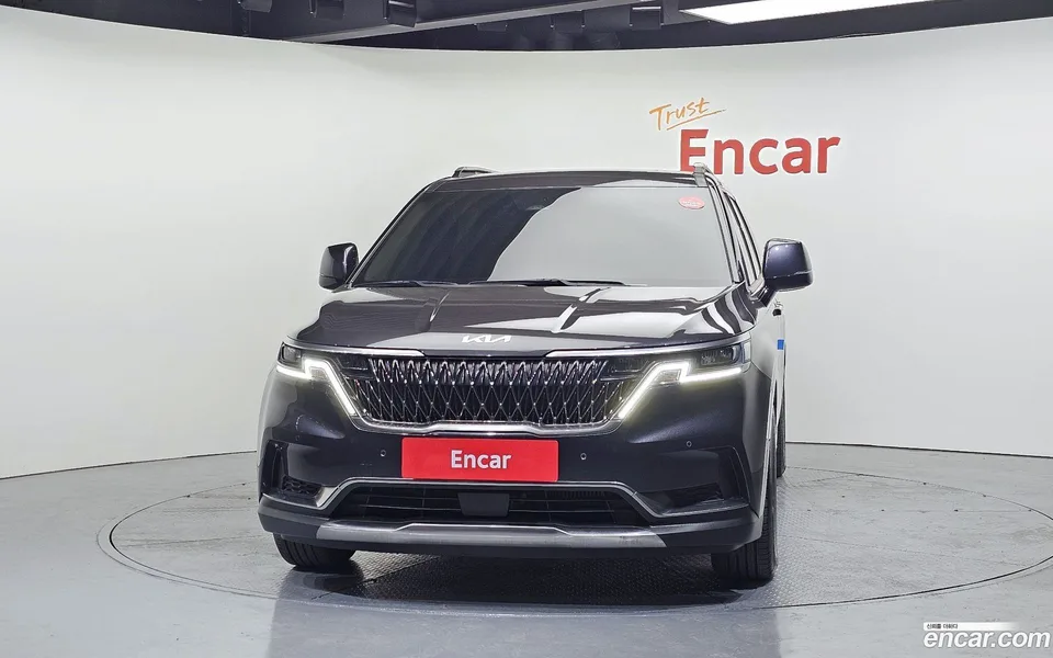 Kia Carnival 11 2023 — миниатюра 3