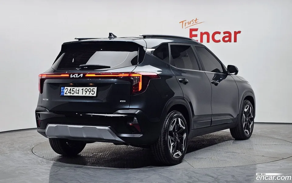 Kia Seltos 1.6 4WD 2024 — миниатюра 2