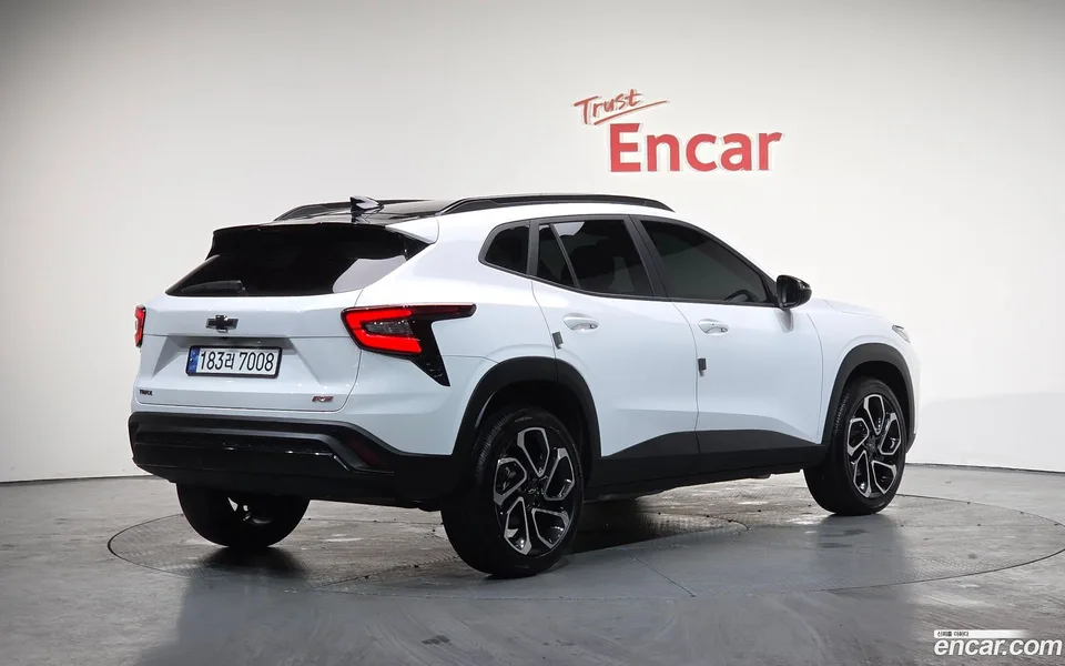 Chevrolet Trax Crossover 1.2 RS 2023 — миниатюра 2