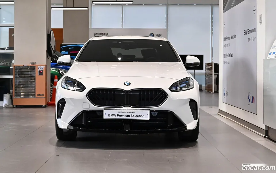 BMW 2 Series Gran Coupe 228 xDrive M 2025 — миниатюра 2
