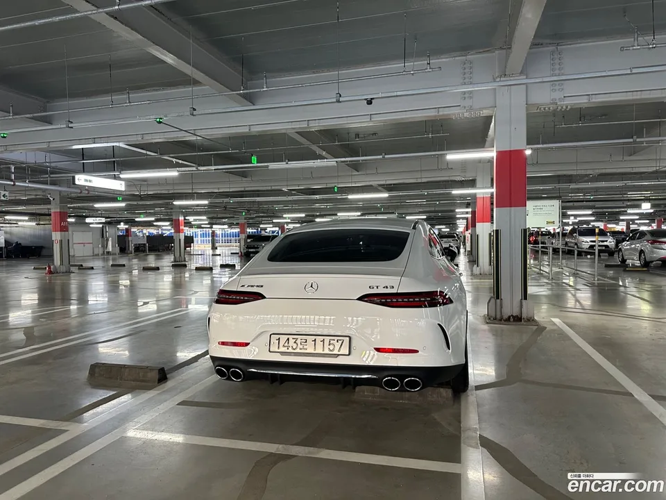 Mercedes-Benz AMG GT 4 43 4MATIC+ 2022 — миниатюра 4
