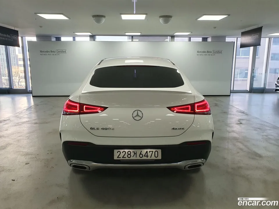 Mercedes-Benz GLE-Class GLE400d 4MATIC 2023 — миниатюра 4