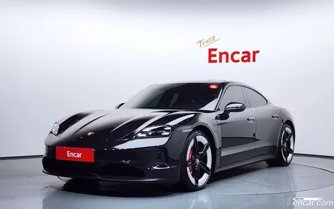 Porsche Taycan 2025 купить в Москве
