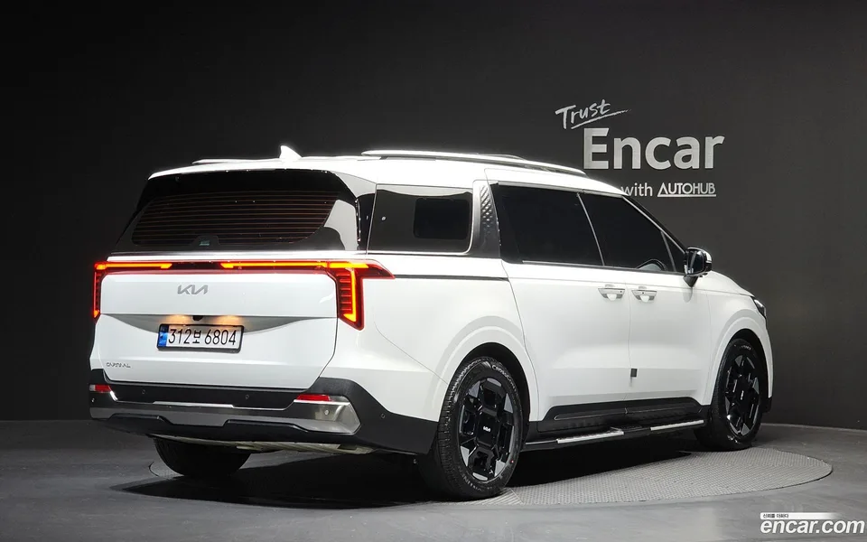 Kia Carnival 9 2024 — миниатюра 2
