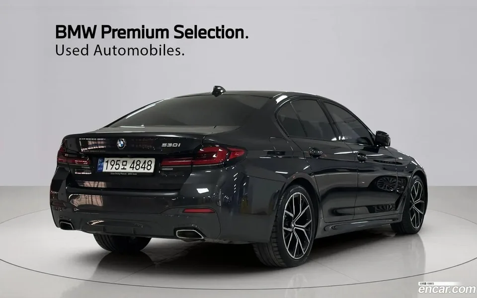 BMW 5 Series 530i M 2023 — миниатюра 4