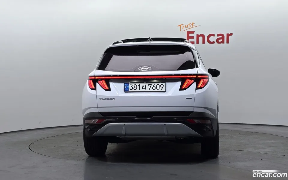 Hyundai Tucson 1.6 4WD 2022 — миниатюра 4