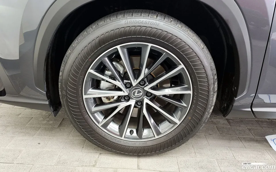 Lexus NX 450h+ 2024 — миниатюра 5