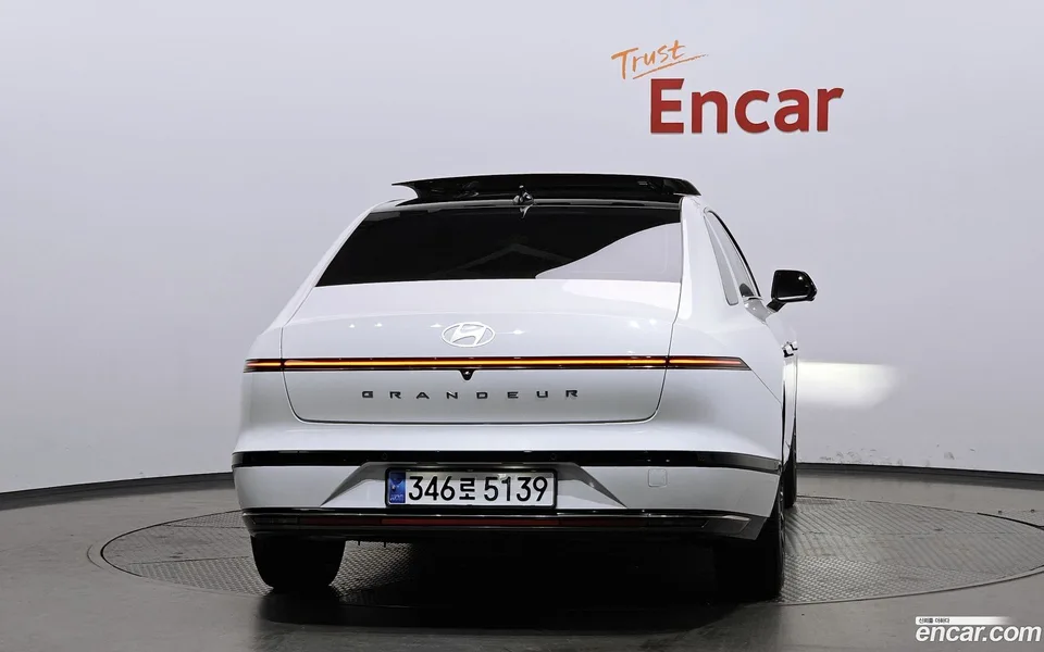 Hyundai Grandeur 2.5 2WD 2023 — миниатюра 4