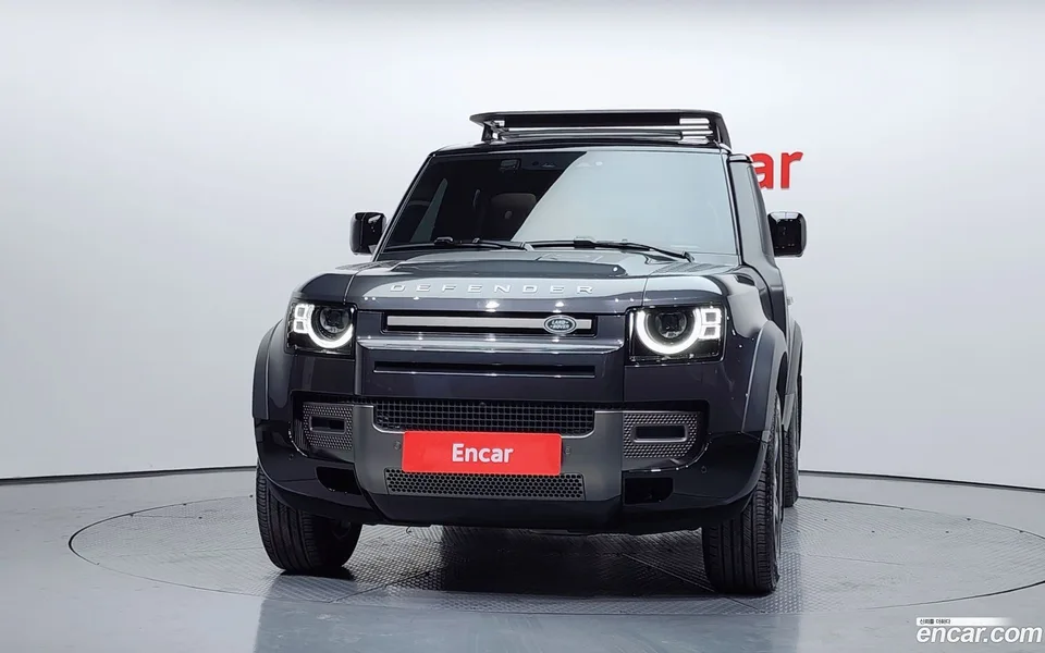 Land Rover Defender 110 P300 X- SE 2025 — миниатюра 3