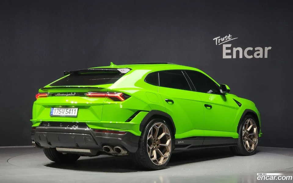 Lamborghini Urus 4.0 V8 2024 — миниатюра 2